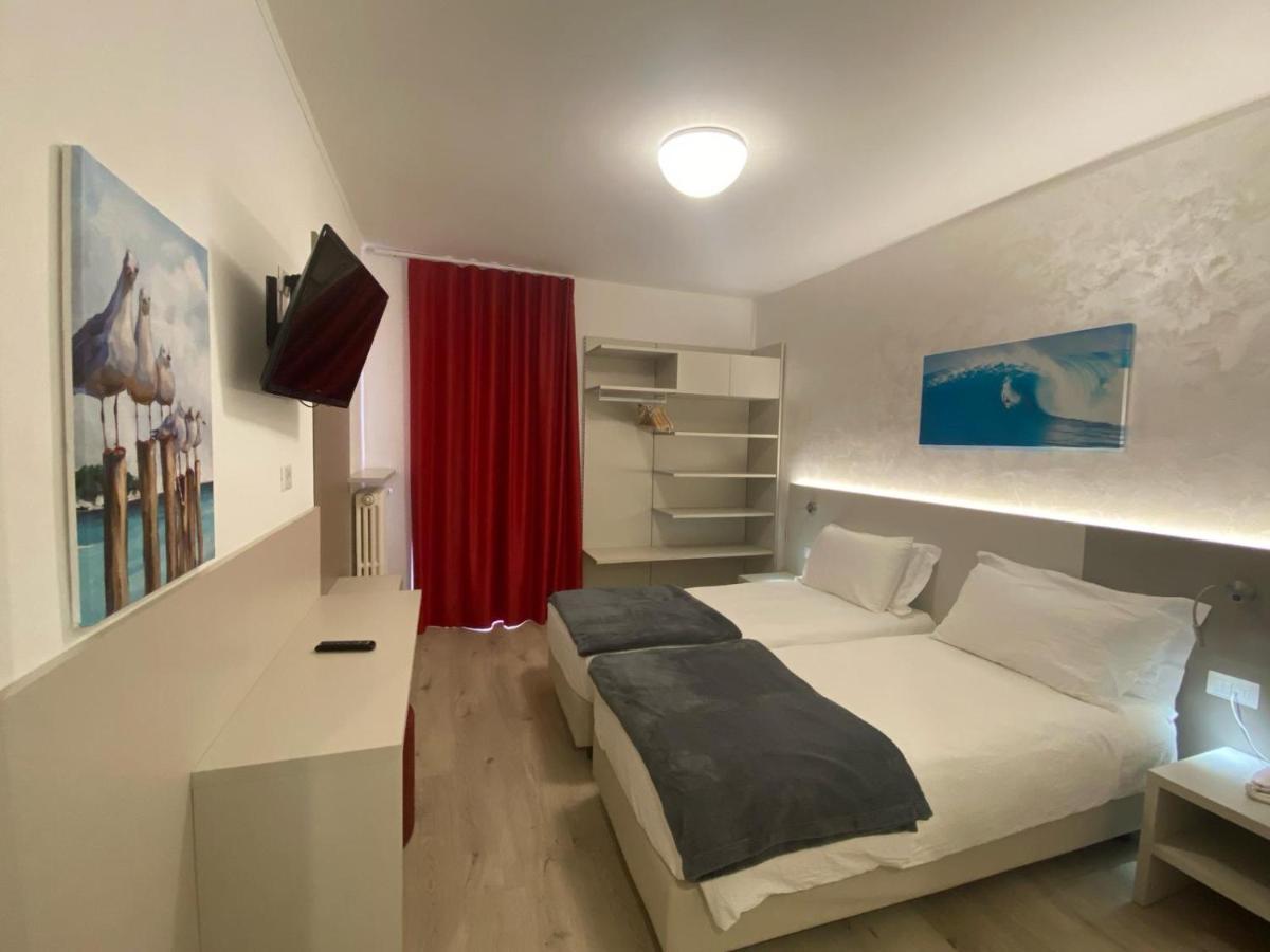 Hotel Angelini Torbole Sul Garda Dış mekan fotoğraf