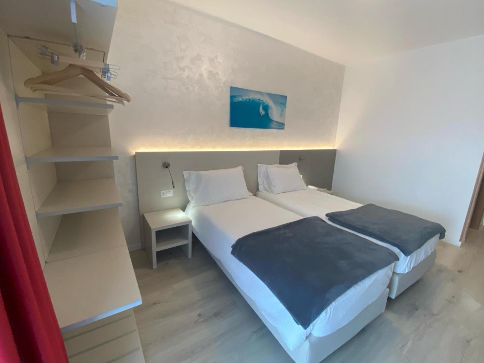 Hotel Angelini Torbole Sul Garda Dış mekan fotoğraf