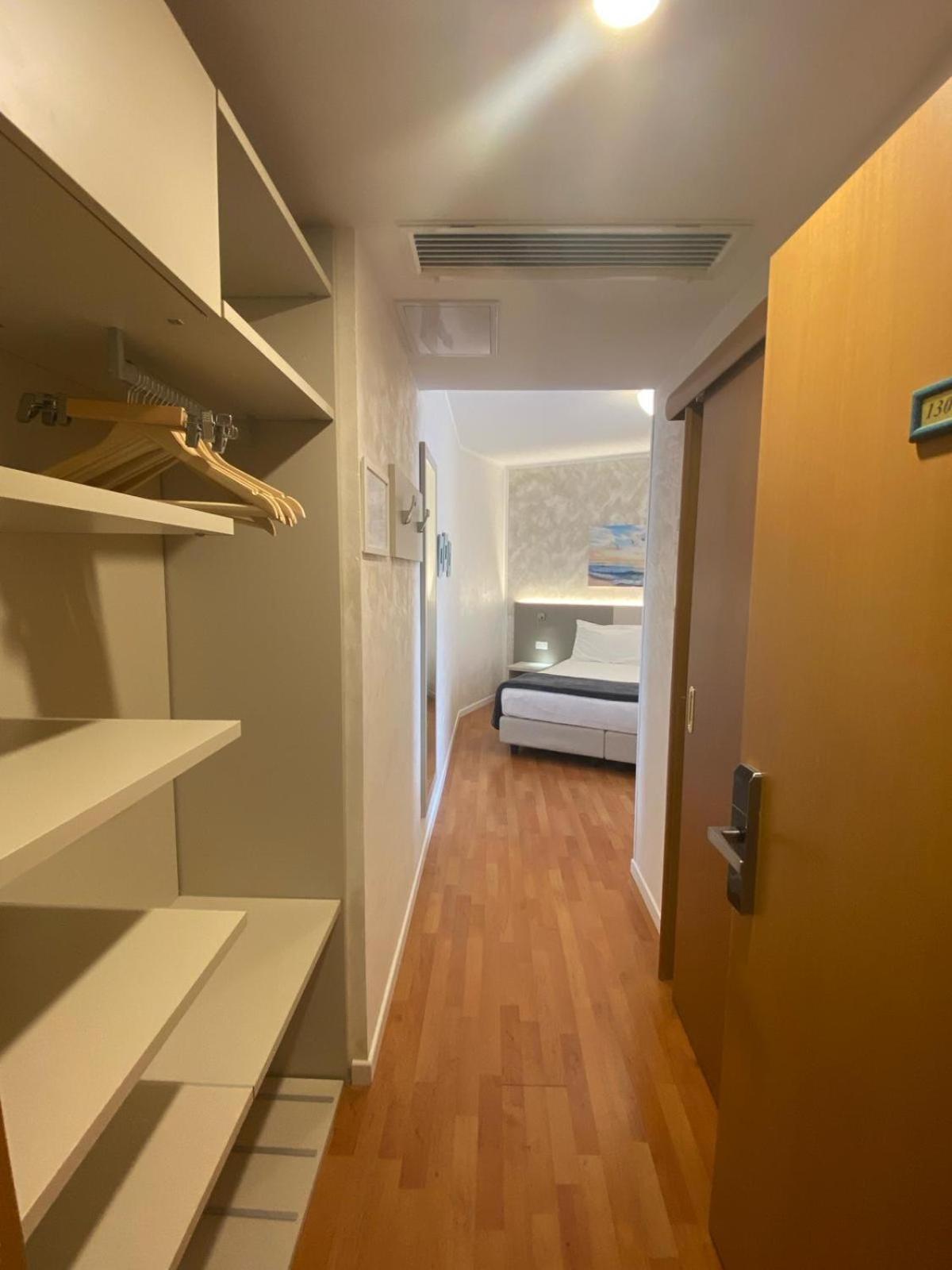 Hotel Angelini Torbole Sul Garda Dış mekan fotoğraf