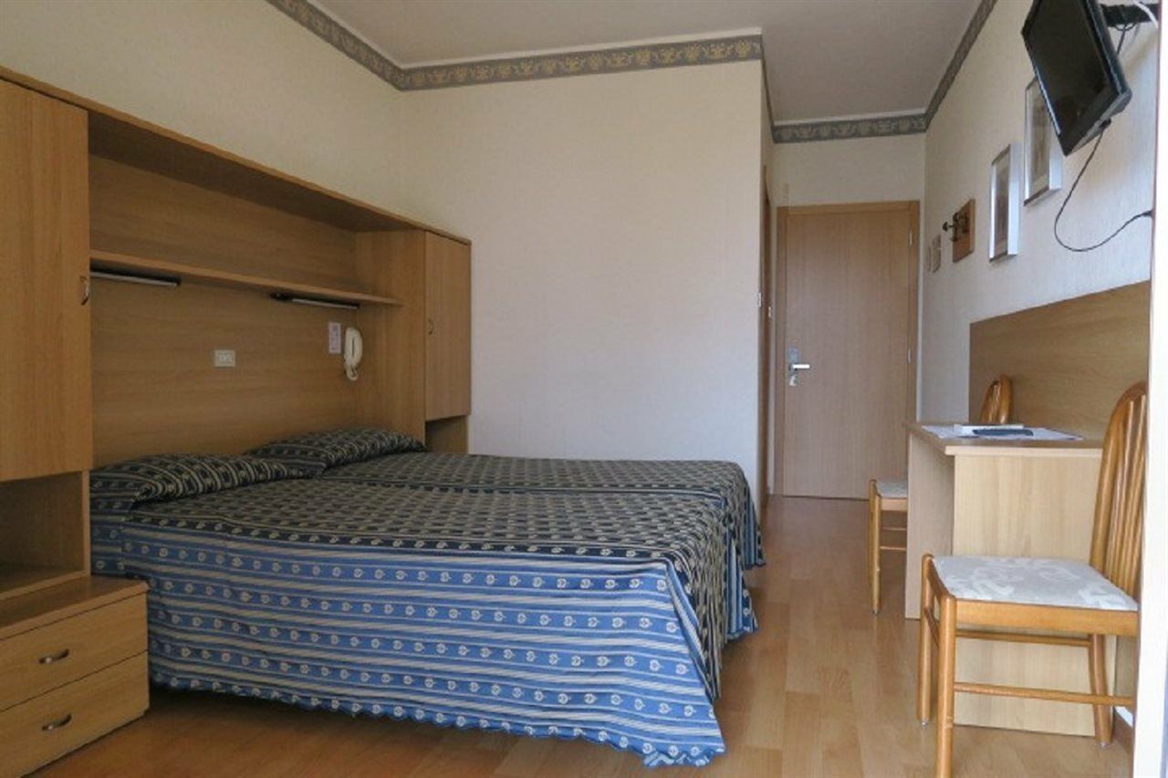 Hotel Angelini Torbole Sul Garda Dış mekan fotoğraf